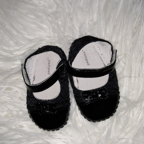 Shoe - Picture 3 of 3